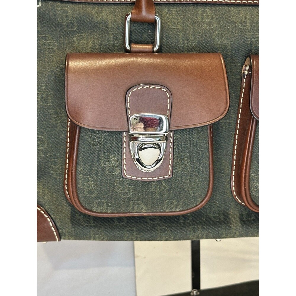 Dooney & Bourke Signature Double Pocket Satchel Bag NWT Green Wristlet Keychain - Picture 6 of 16